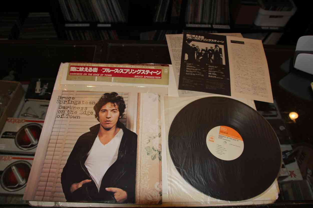 BRUCE SPRINGSTEEN - DARKNESS ON THE EDGE OF TOWN - JAPAN